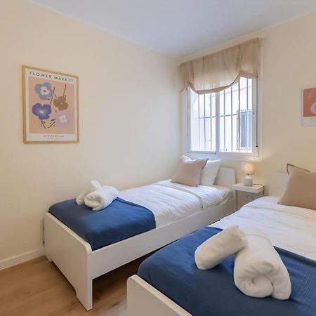 Downtown Flat With 46 Sqm Private Rooftop Terrace Málaga Eksteriør billede