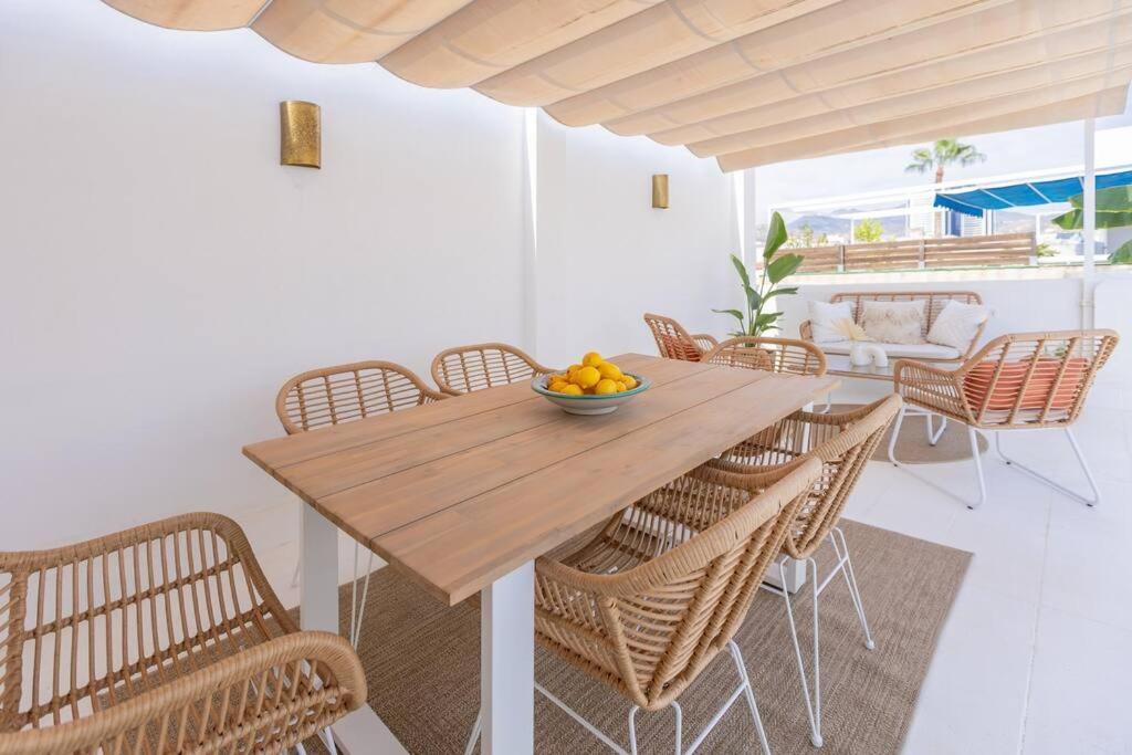 Downtown Flat With 46 Sqm Private Rooftop Terrace Málaga Eksteriør billede