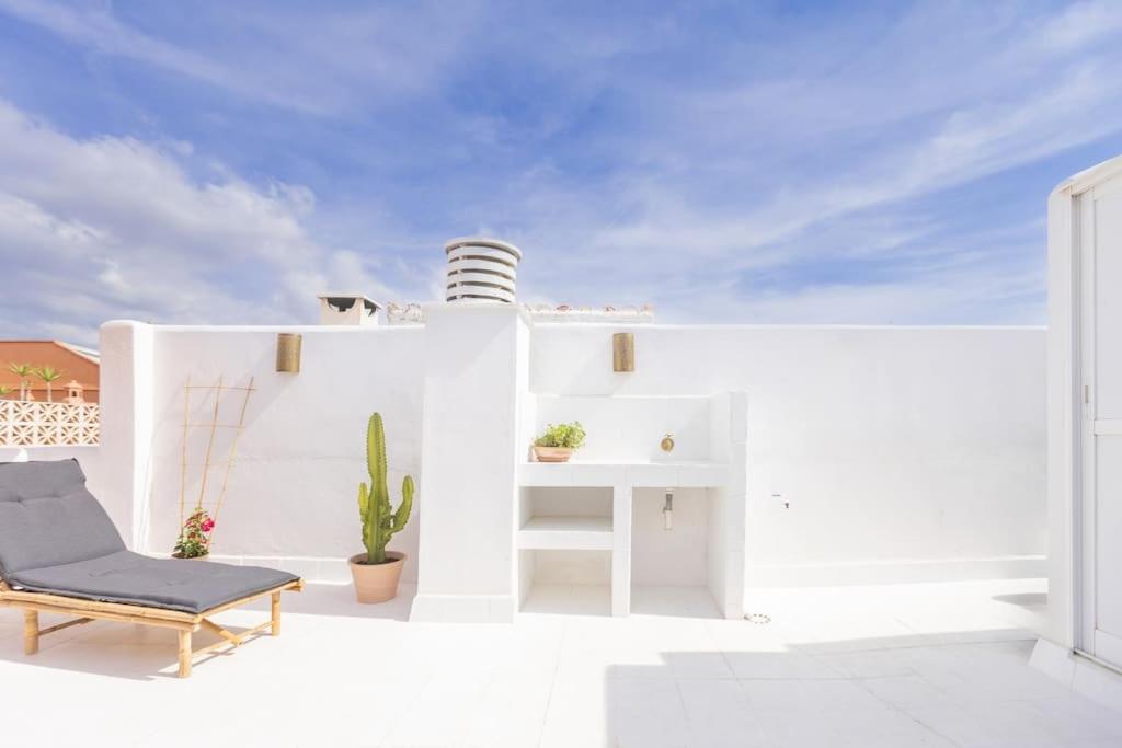 Downtown Flat With 46 Sqm Private Rooftop Terrace Málaga Eksteriør billede